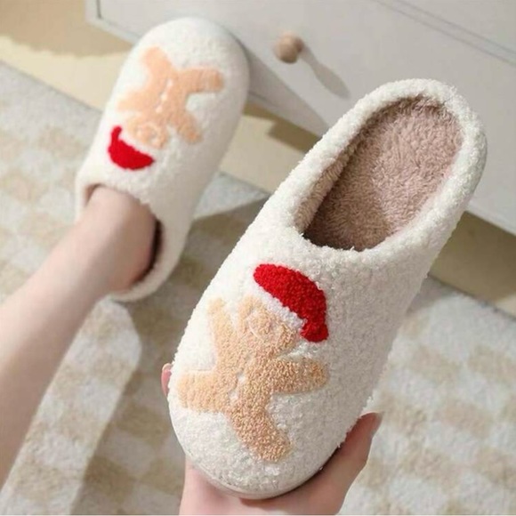 Gingerbread slippers - Picture 2 of 4